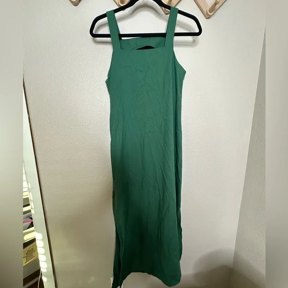 Commense Green Sleeveless Dress - Picture 3 of 11